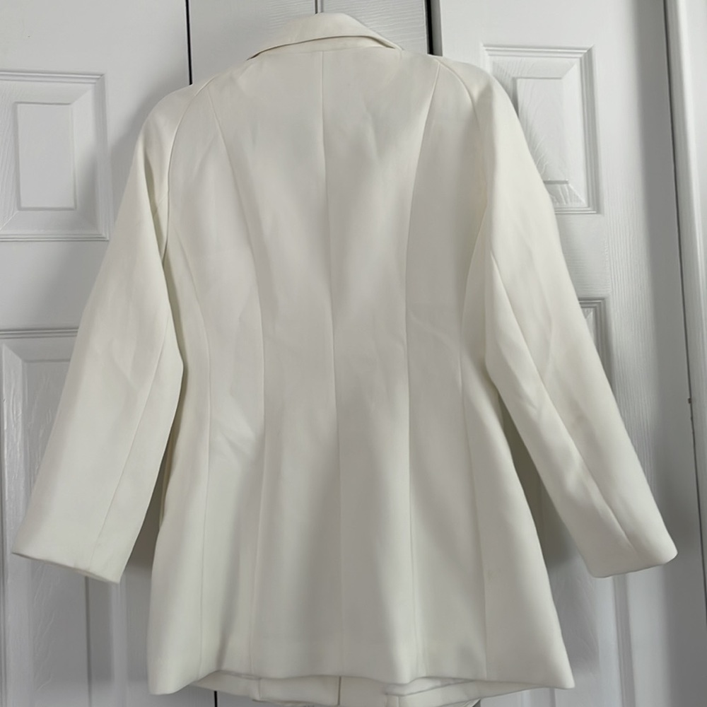 Jacket - Picture 4 of 6